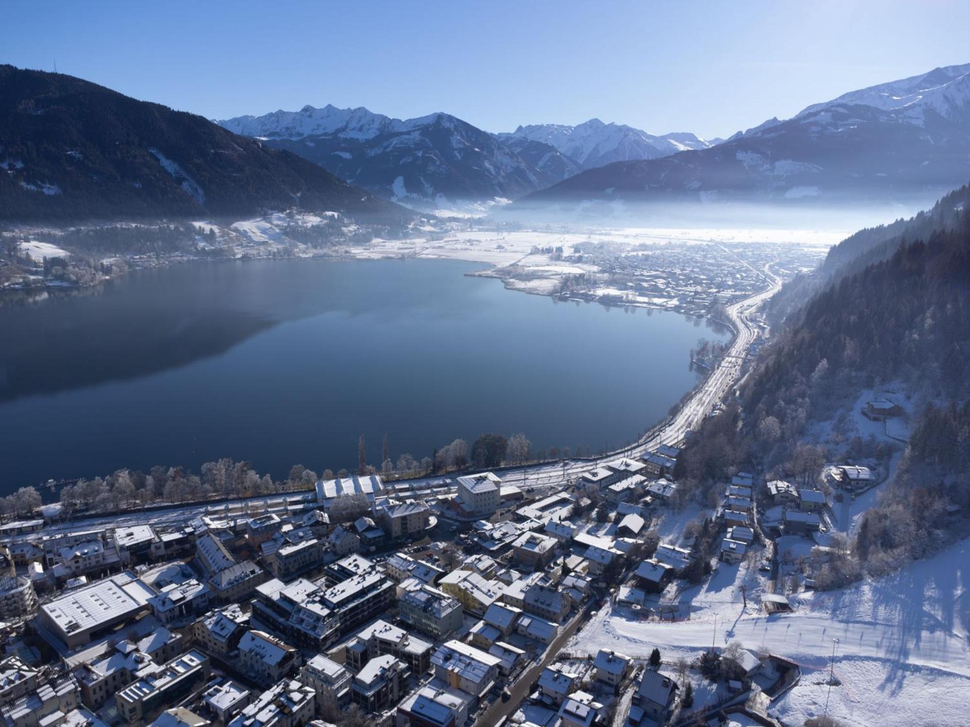 Schlafgut Kuessler - 70M Vom City Express Zell am See Esterno foto