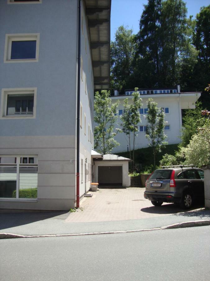 Schlafgut Kuessler - 70M Vom City Express Zell am See Esterno foto