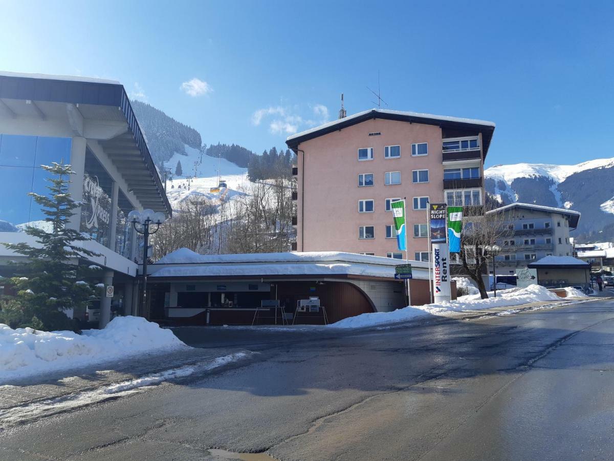 Schlafgut Kuessler - 70M Vom City Express Zell am See Esterno foto
